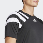 prev_1708423363_IK5739_9_APPAREL_On_Model_Detail_View_1_grey.jpg