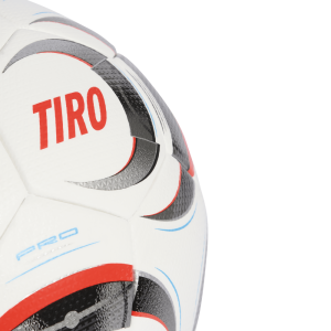 Fotbalový míč Adidas Tiro Pro